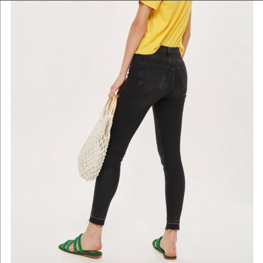 Zara Raw Hem Skinny Jeans